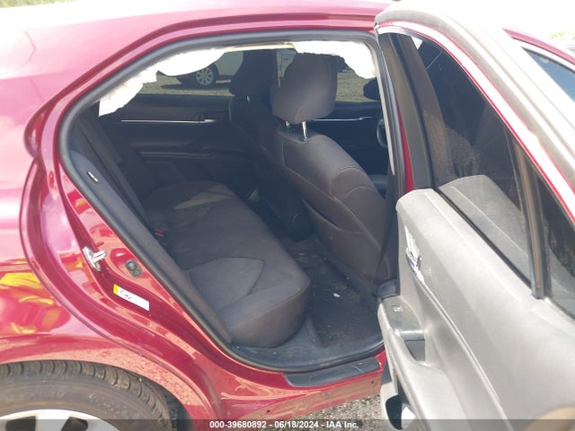 Toyota CAMRY LE 2018 4T1B11HK3JU585308 Image 8
