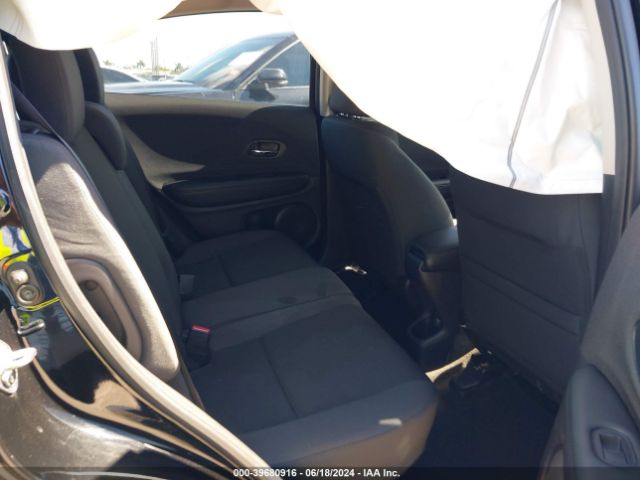 3CZRU5H35NM738429 Honda Hr-v 2wd Lx