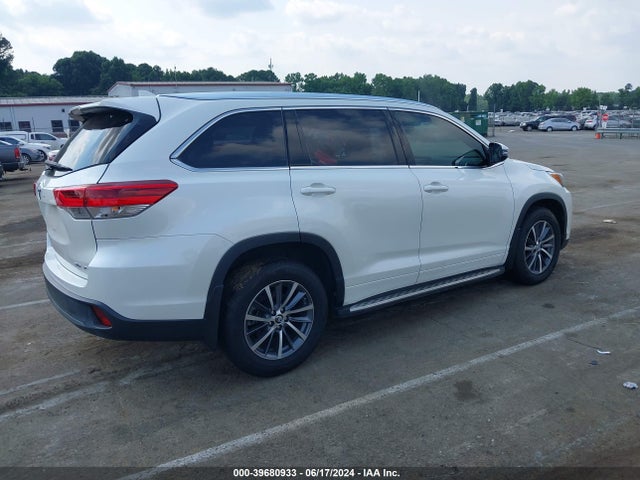 Toyota Highlander Xle 2018 5TDJZRFH3JS544471 Image 4