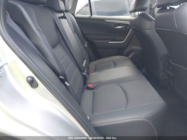 2T3C1RFV9PC242293 Toyota Rav4 Xle Premium