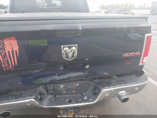 1C6RR7NT3HS803272 RAM 1500 Laramie  4x4 5'7 Box