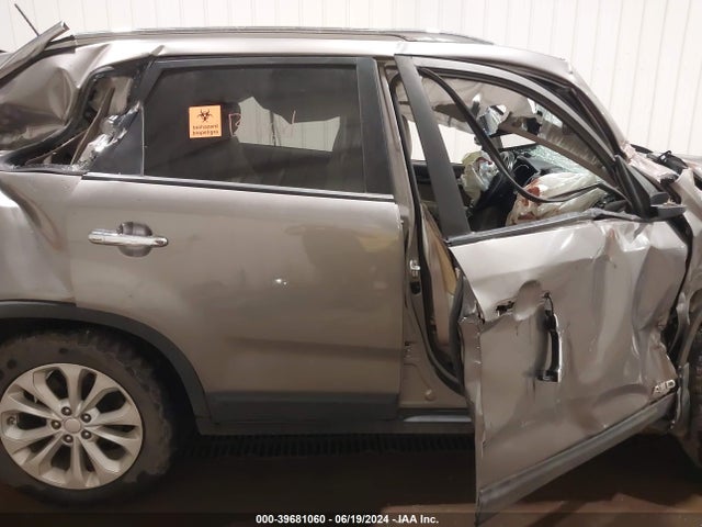 5XYKUDA70EG549733 KIA Sorento Ex V6