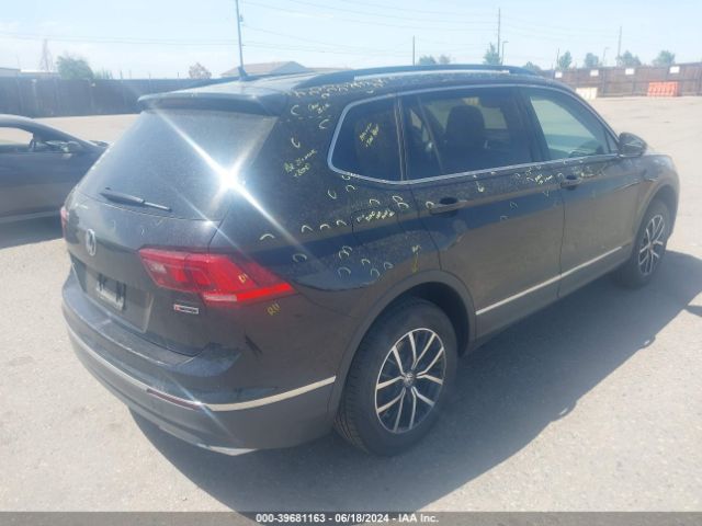 3VV2B7AX3MM154181 Volkswagen Tiguan 2.0t Se/2.0t Se R-line Black/2.0t Sel