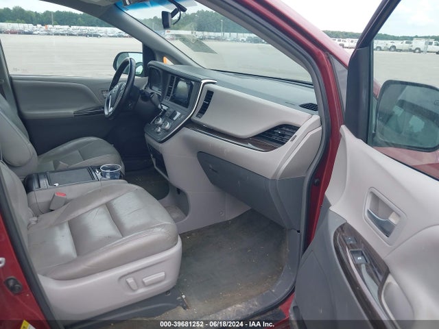 Toyota Sienna Xle 8 Passenger 2015 5TDYK3DC3FS592535 Image 5