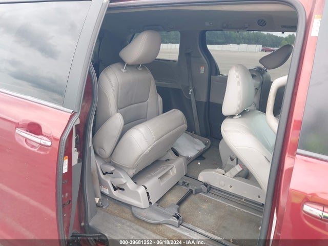 Toyota Sienna Xle 8 Passenger 2015 5TDYK3DC3FS592535 Image 8