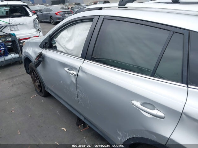 Toyota RAV4 LE 2015 2T3ZFREV4FW231194 Image 15
