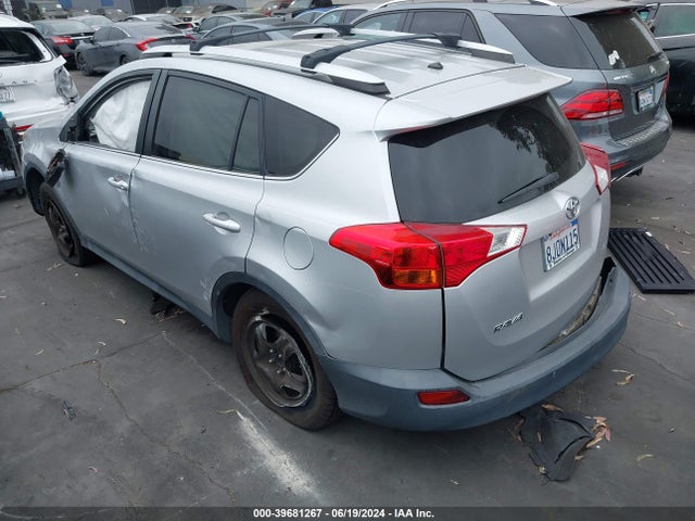 Toyota RAV4 LE 2015 2T3ZFREV4FW231194 Image 3