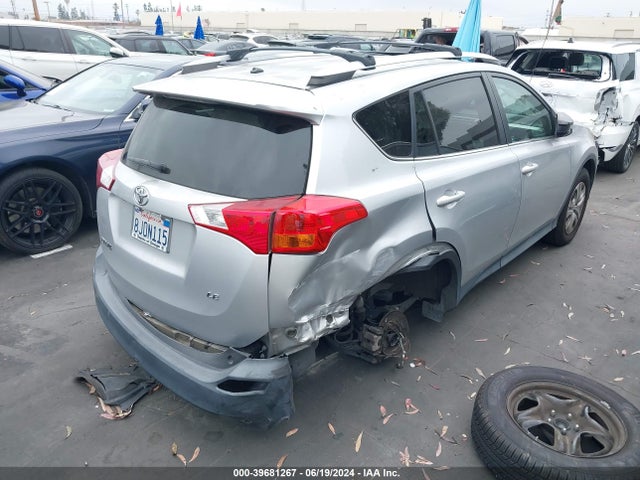 Toyota RAV4 LE 2015 2T3ZFREV4FW231194 Image 4