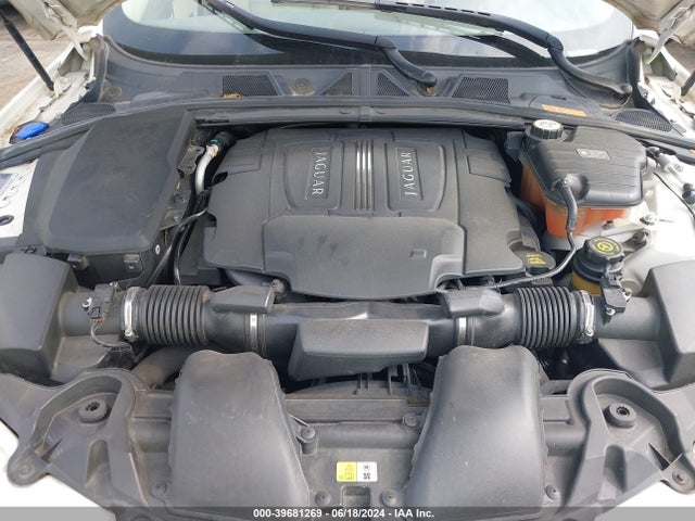 2010 JAGUAR XF SAJWA0GB9ALR61406 Photo 9