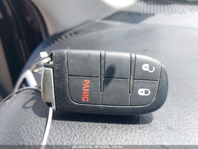 3C4PDCBB5KT836573 Dodge JOURNEY SE