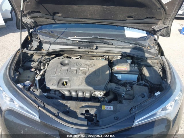 Toyota C-HR XLE 2018 NMTKHMBX2JR058630 Image 10