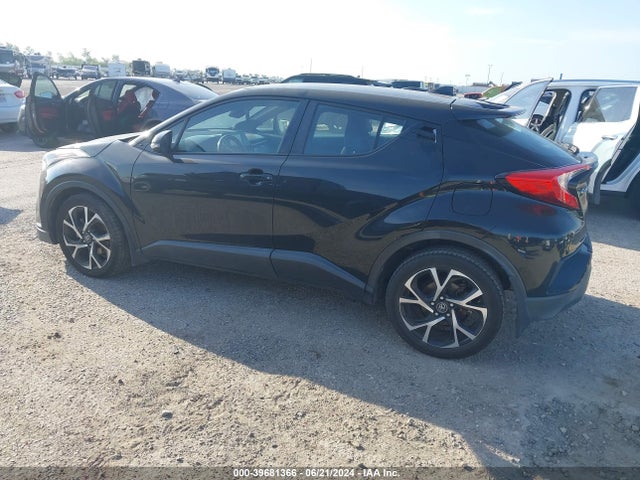 Toyota C-HR XLE 2018 NMTKHMBX2JR058630 Image 14