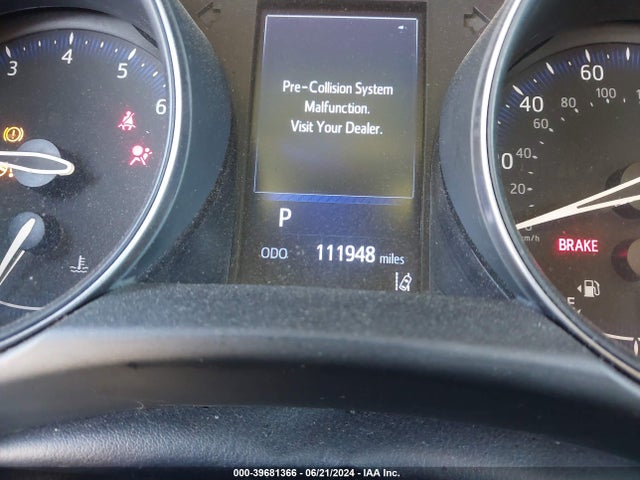 Toyota C-HR XLE 2018 NMTKHMBX2JR058630 Image 15