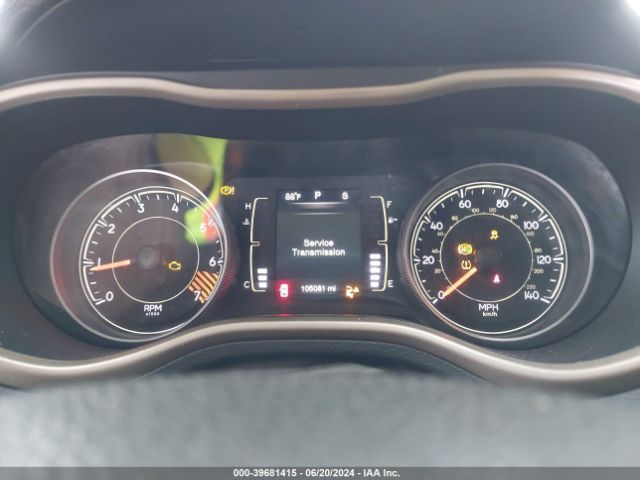 1C4PJLAB5FW620569 Jeep Cherokee Sport