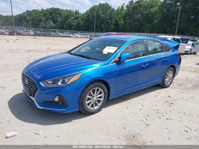 Hyundai SONATA SE 2019 5NPE24AF7KH762984 Image 2