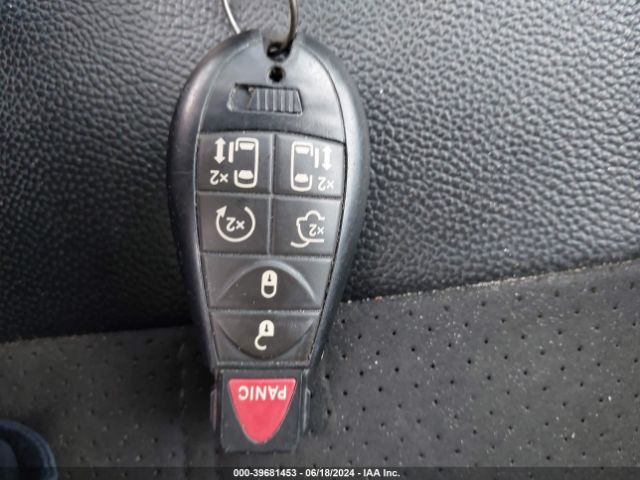 2C4RDGCG4KR742701 Dodge Grand Caravan Sxt