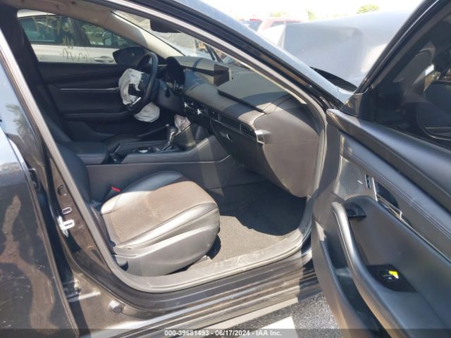 3MZBPBEY7NM319265 Mazda MAZDA3