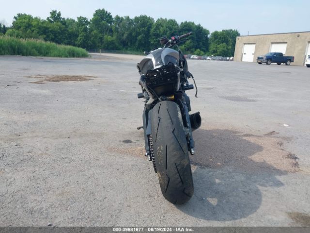 2020 TRIUMPH MOTORCYCLE STREET TRIPLE SMTA554S6LT975864 Photo 5