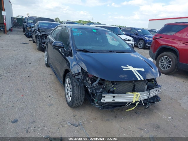 Toyota COROLLA LE 2022 5YFEPMAE2NP273067 main image