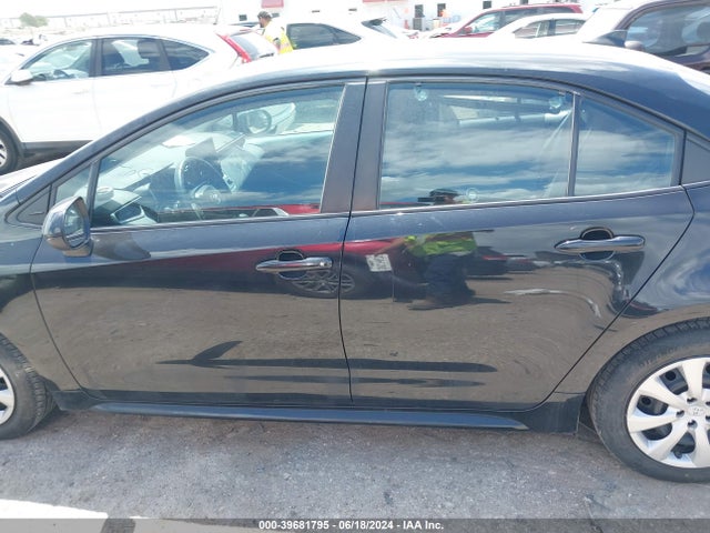 Toyota COROLLA LE 2022 5YFEPMAE2NP273067 Image 14