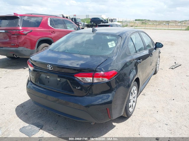 Toyota COROLLA LE 2022 5YFEPMAE2NP273067 Image 4