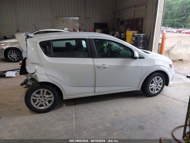 Chevrolet Sonic Lt Auto 2017 1G1JG6SH8H4154331 Image 13