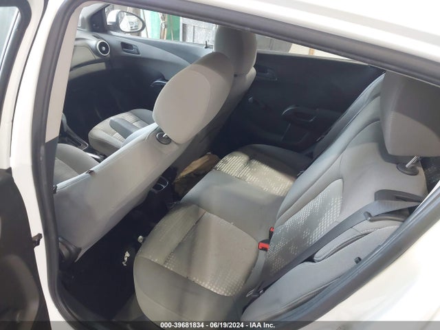 Chevrolet Sonic Lt Auto 2017 1G1JG6SH8H4154331 Image 8