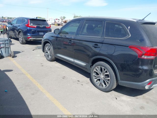 JA4AD2A39GZ016016 Mitsubishi Outlander Es