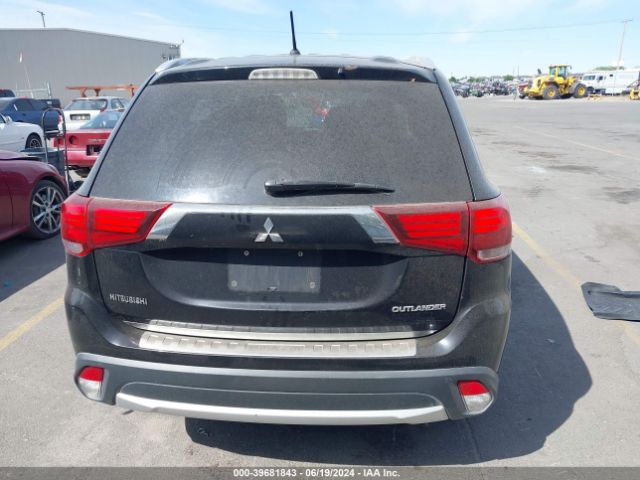 JA4AD2A39GZ016016 Mitsubishi Outlander Es