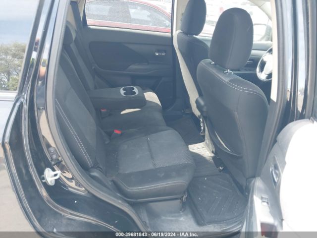 JA4AD2A39GZ016016 Mitsubishi Outlander Es