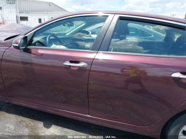 5XXGT4L38GG076688 KIA Optima Lx