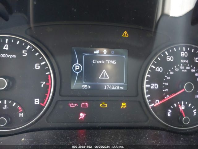 5XXGT4L38GG076688 KIA Optima Lx