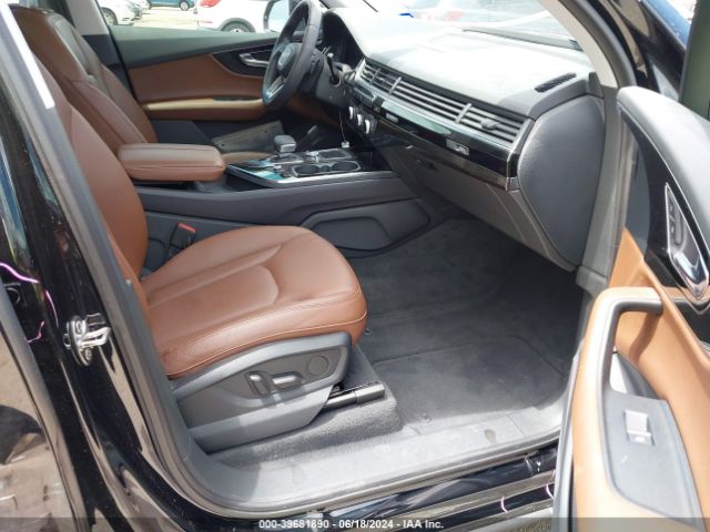 WA1AAAF75KD045372 Audi Q7 55 Premium/55 Se Premium