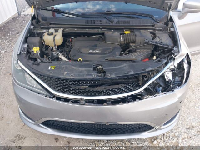 2C4RC1BG4JR112094 Chrysler Pacifica Touring L