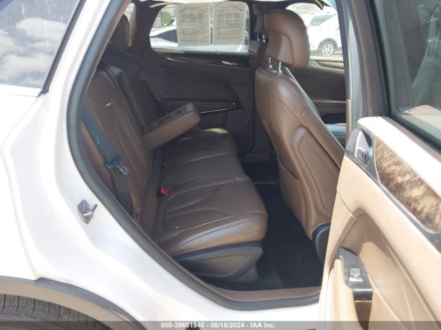 5LMCJ3D90HUL16533 Lincoln Mkc Reserve