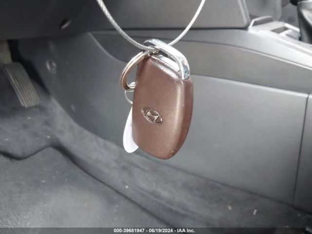 5NPD84LF0HH081923 Hyundai Elantra Limited