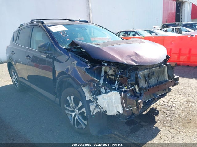 Toyota RAV4 LE 2017 2T3BFREV9HW574829 Image 1