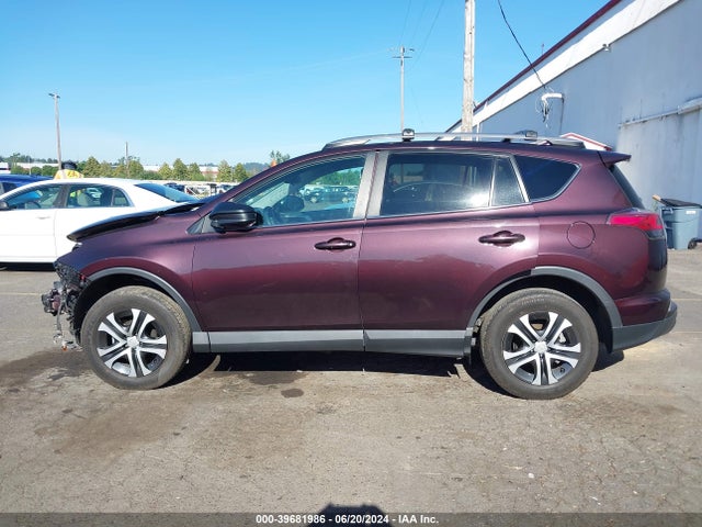 Toyota RAV4 LE 2017 2T3BFREV9HW574829 Image 14