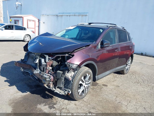 Toyota RAV4 LE 2017 2T3BFREV9HW574829 Image 2