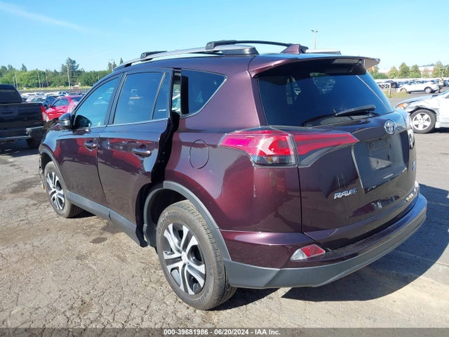 Toyota RAV4 LE 2017 2T3BFREV9HW574829 Image 3