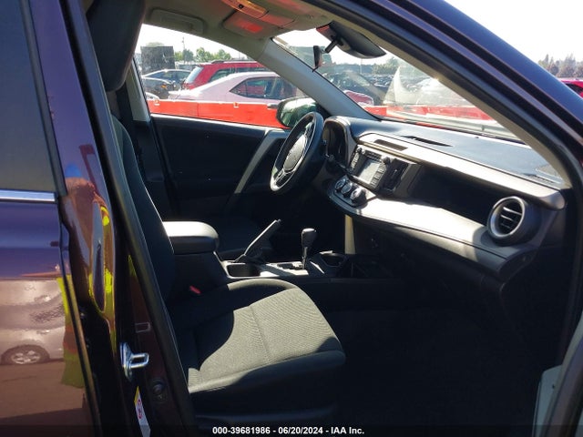 Toyota RAV4 LE 2017 2T3BFREV9HW574829 Image 5