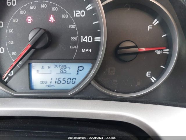 JTMZFREV2GJ094787 Toyota RAV4 LE