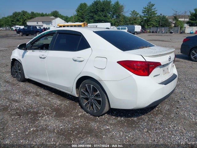 Toyota COROLLA SE 2019 2T1BURHE3KC143325 Image 3