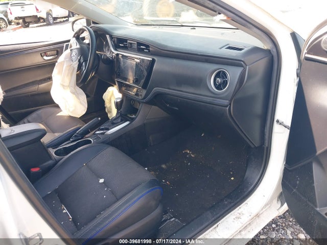 Toyota COROLLA SE 2019 2T1BURHE3KC143325 Image 5