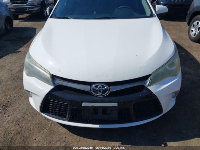 4T1BF1FKXFU113005 Toyota CAMRY SE