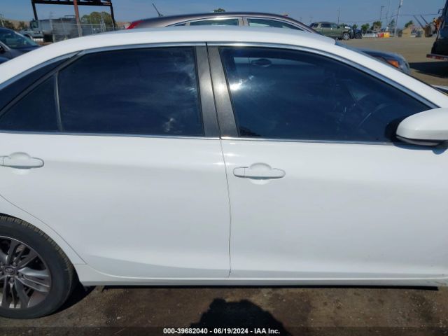 4T1BF1FKXFU113005 Toyota CAMRY SE