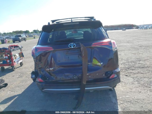 2T3WFREV1HW351394 Toyota Rav4 Xle