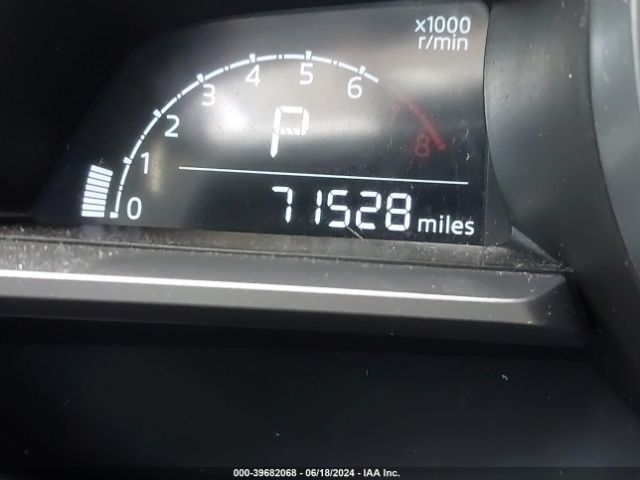 3MYDLBYV4KY512553 Toyota YARIS LE