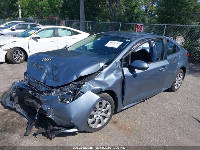 Toyota COROLLA LE 2021 JTDEPMAE5MJ186668 Image 2