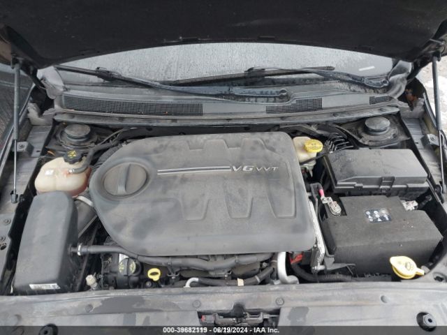 1C3CCCEG6FN727624 Chrysler 200 C